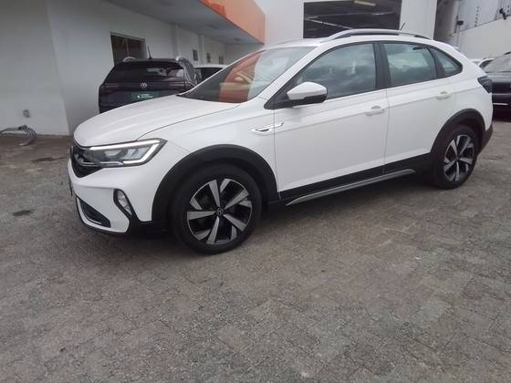 VOLKSWAGEN NIVUS 1.0 200 TSI TOTAL FLEX HIGHLINE AUTOMÁTICO